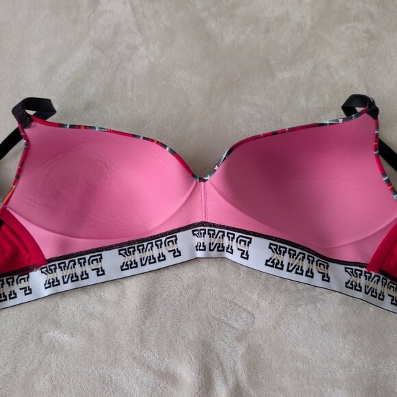 3/$30 PINK Victoria secret plaid gold detail bra - Picture 3 of 6